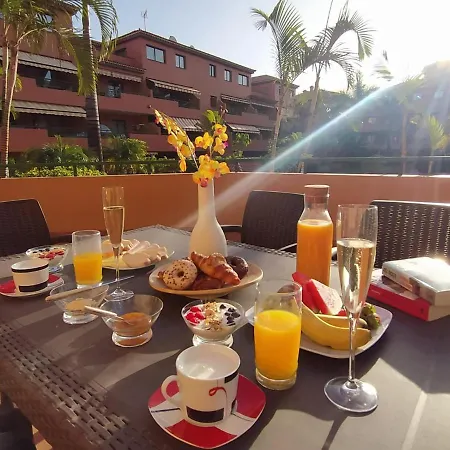 El Jardin Del Puerto Apartment